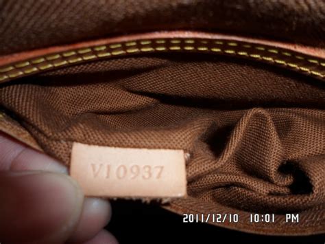 Louis Vuitton serial number check